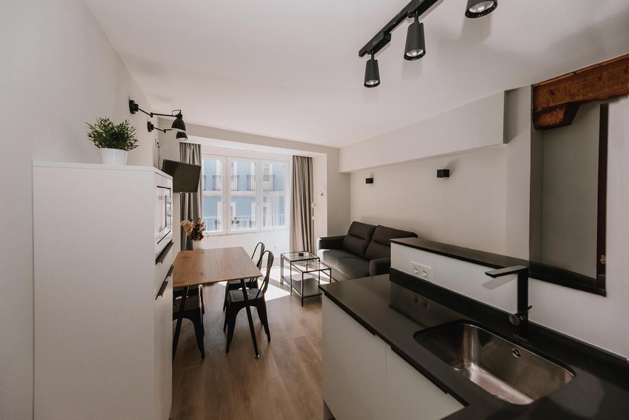 Apartamentos Burgosuites Exteriör bild