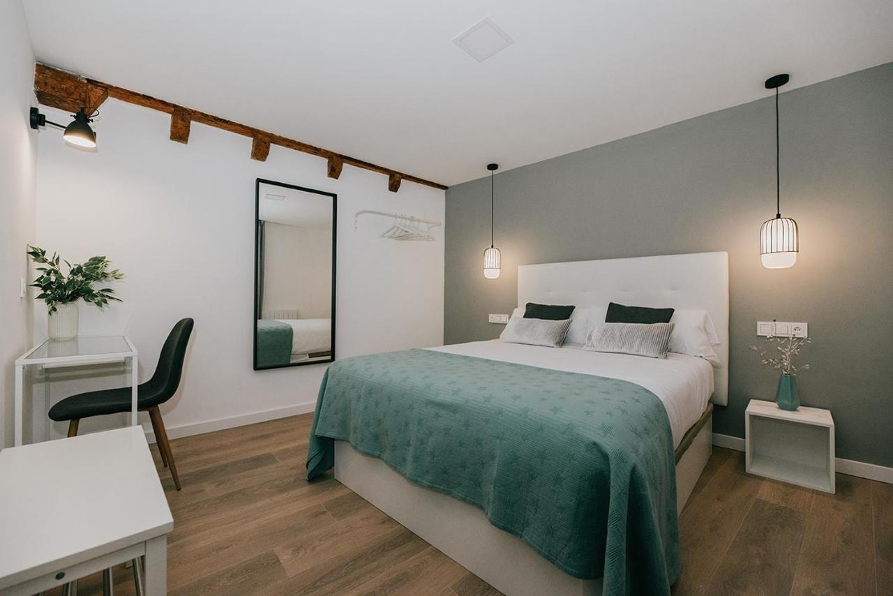 Apartamentos Burgosuites Exteriör bild