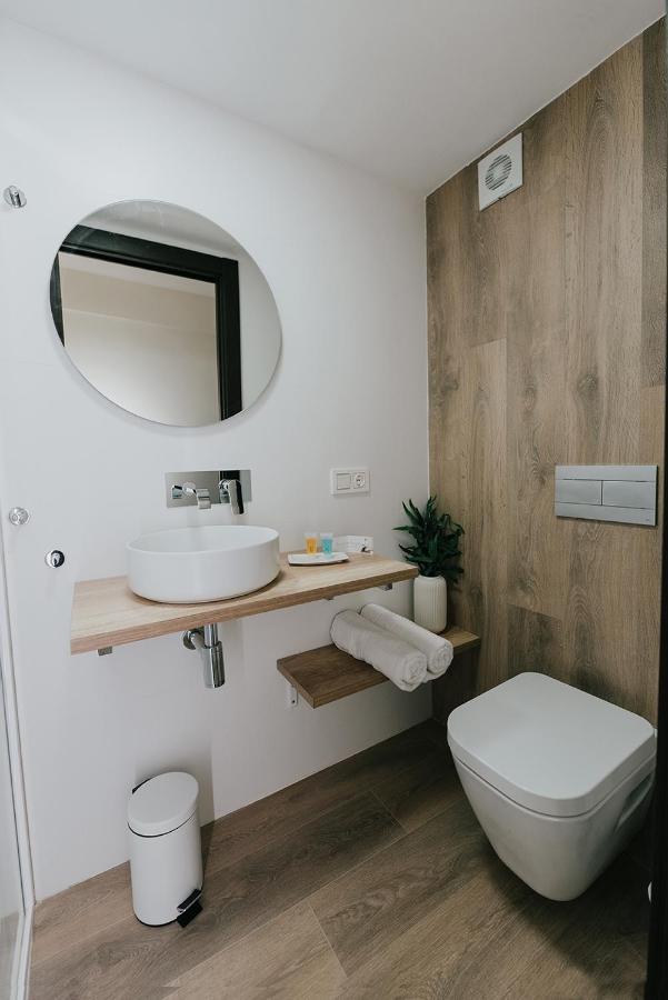 Apartamentos Burgosuites Exteriör bild